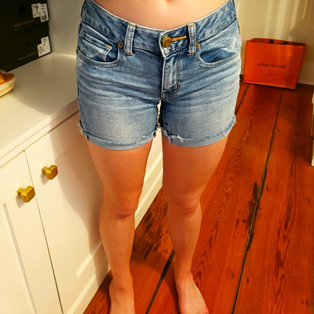 American Eagle low rise midi sz 2 super stretch